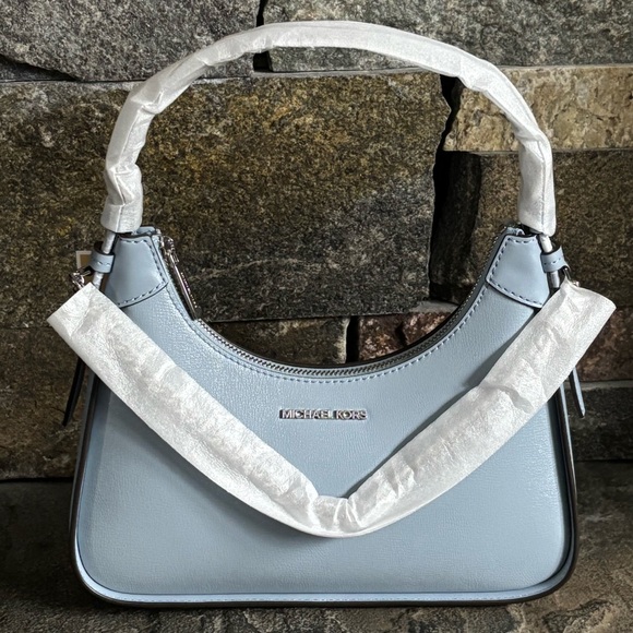 NWT Michael Kors Wilma Medium Leather Shoulder Bag - Picture 15 of 16